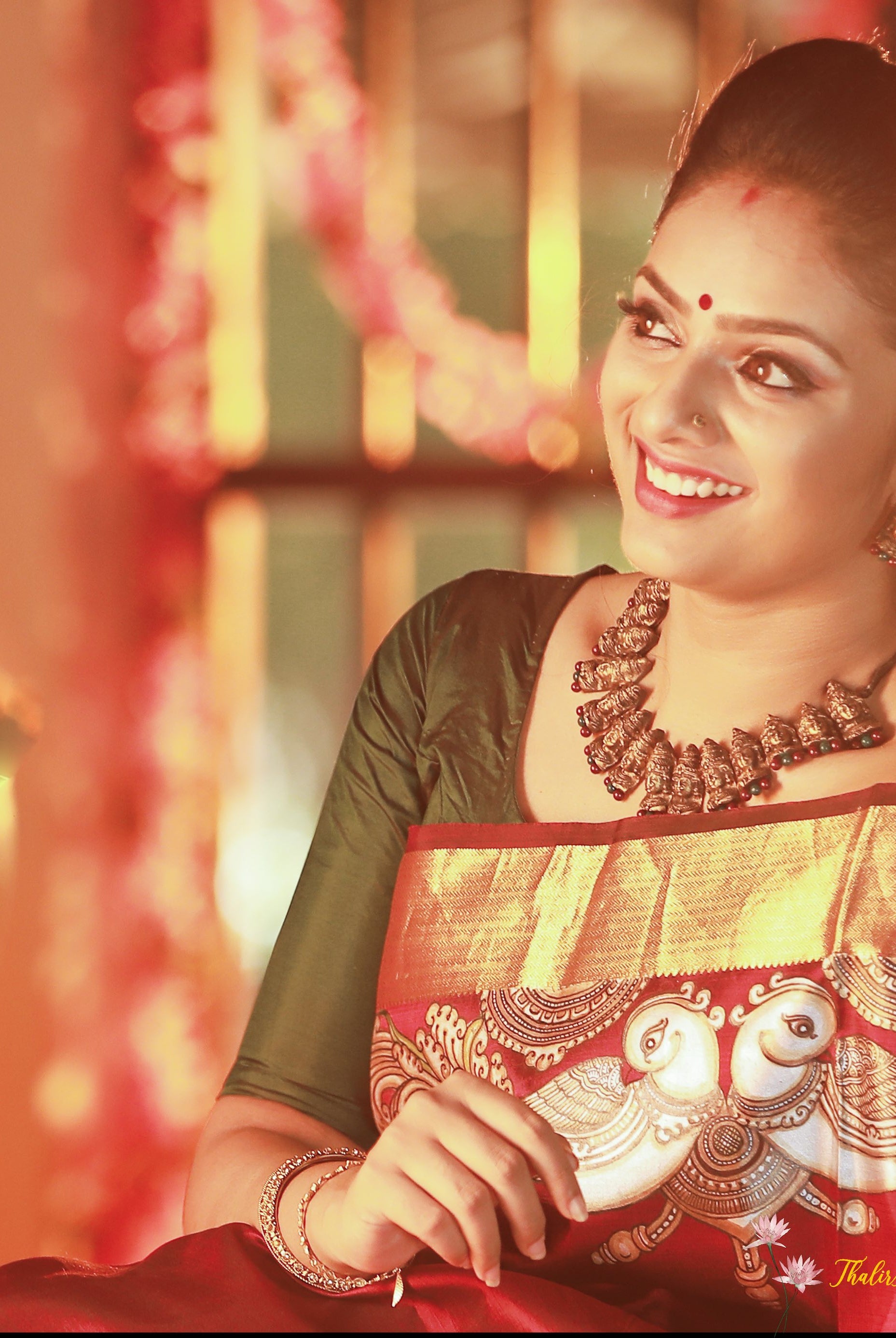 Terracotta Devi chocker model wearing– ThalirAambal
