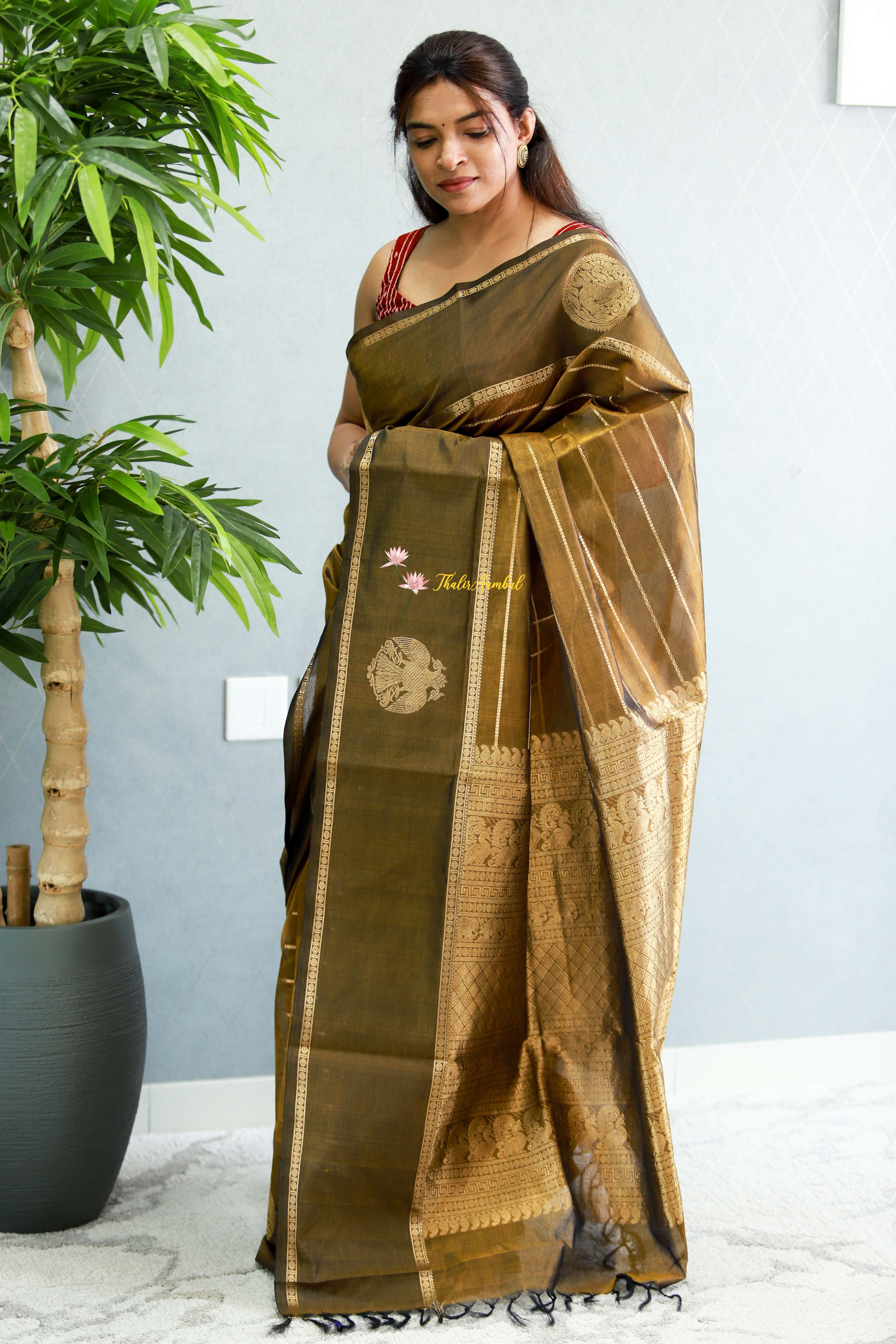 Handwoven Pure silk saree in antique copper shade Pallu view– ThalirAambal